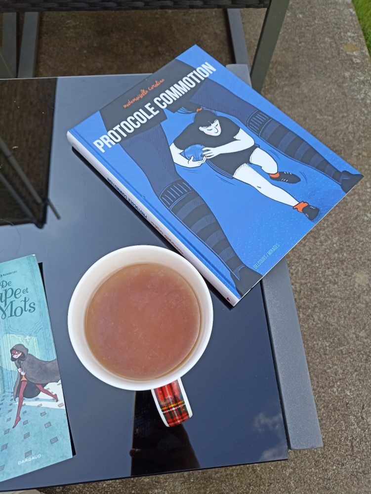 Une tasse de thé et une excellente BD : Protocole commotion 