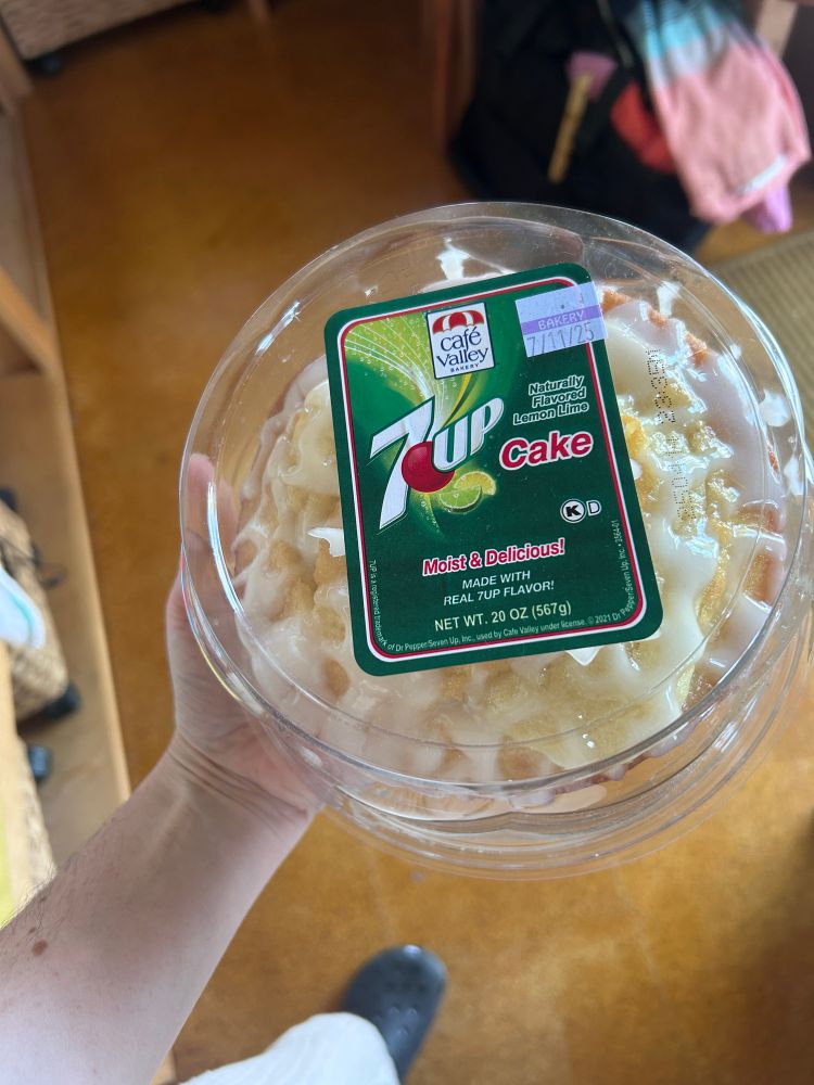 7Up cake