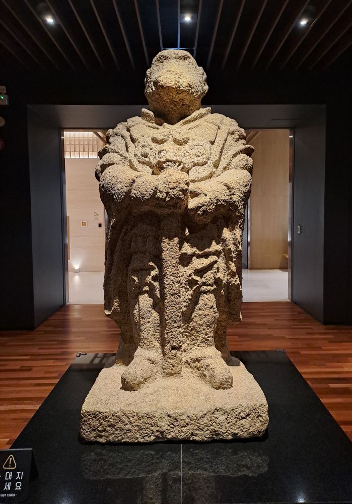 Statue du singe, neuvième signe du zodiaque chinois. Royaume de Silla. 