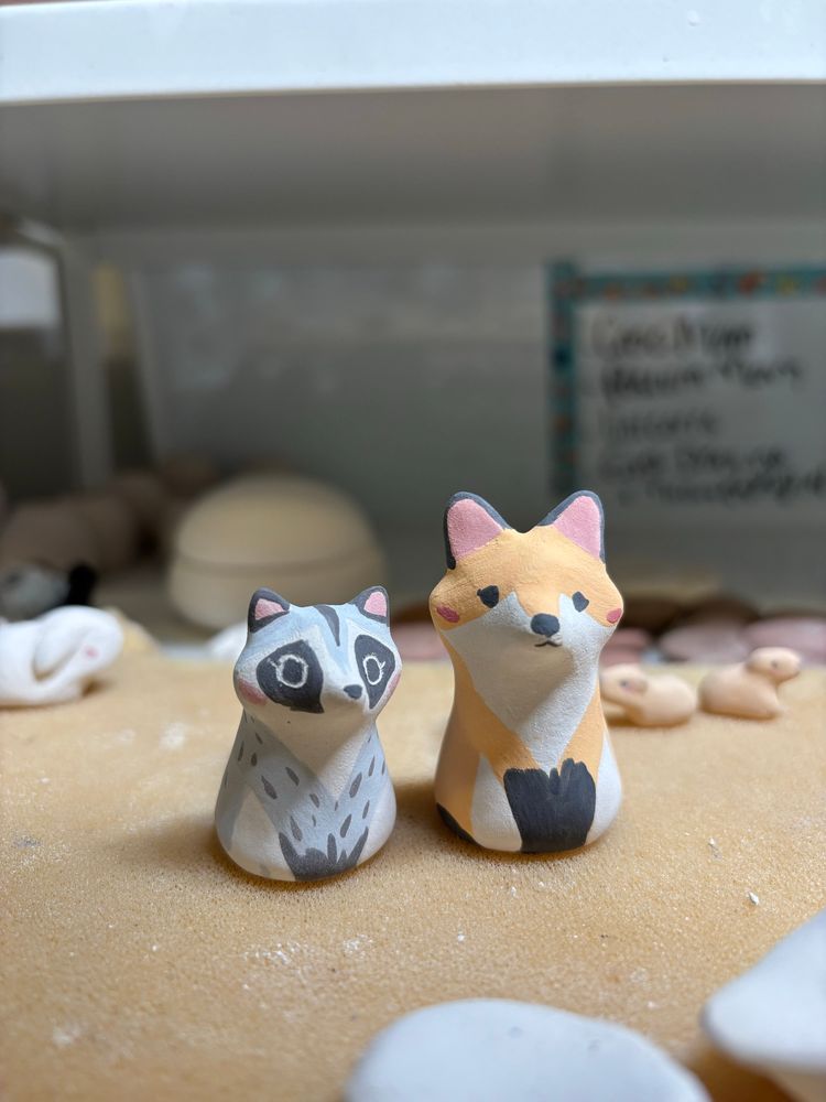 Raccoon and fox friends 