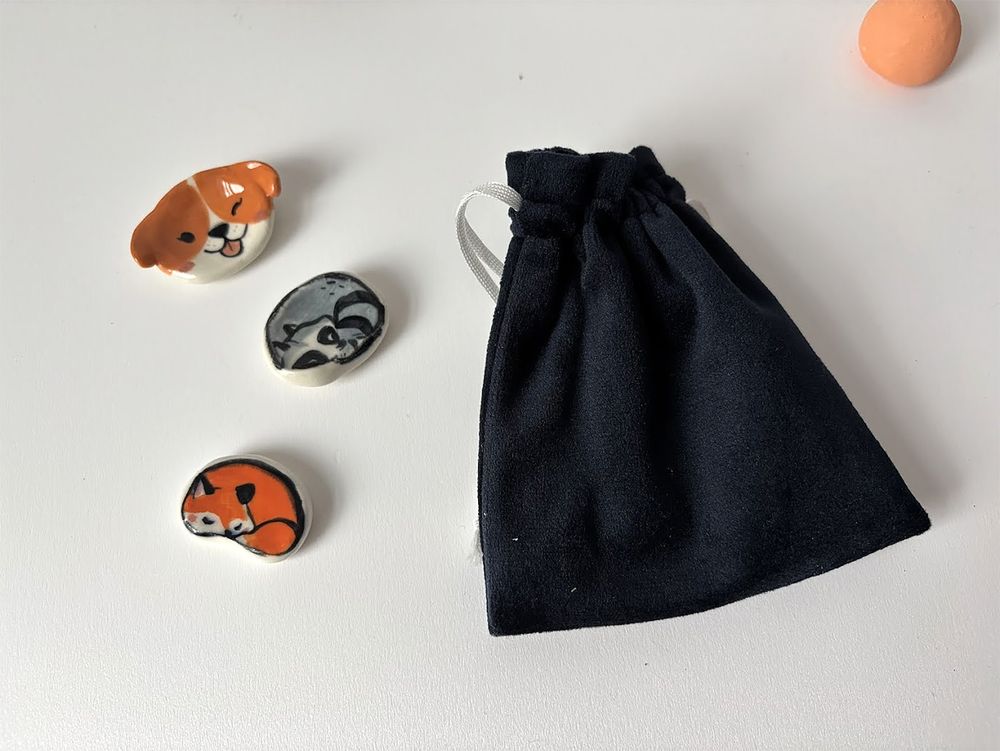Worry stones and pouch 
