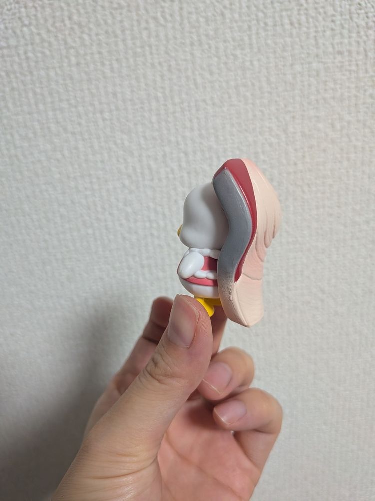 寿司2　ペックル　斜め後ろからの姿