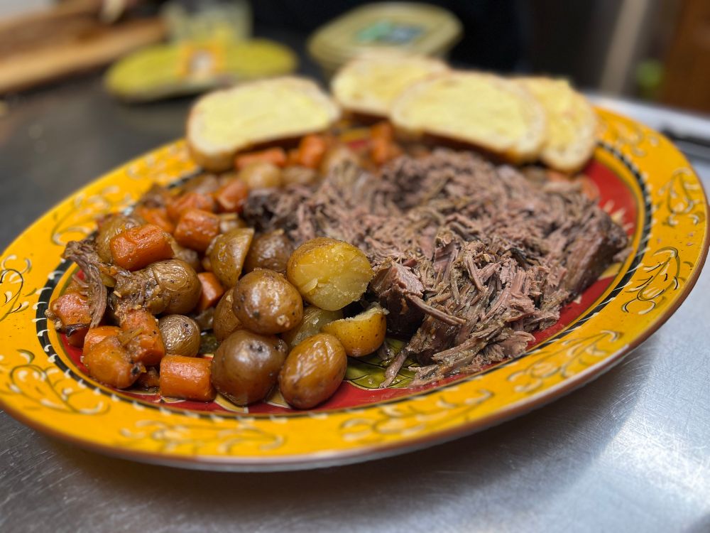 Slow cooker pot roast meal