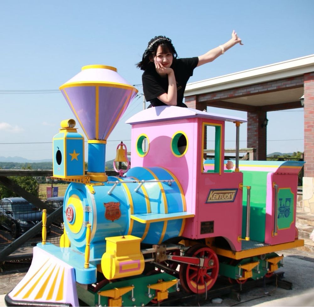 CAMERA:
‎ EOS 70D
‎Lens:
‎ SIGMA 18-250mm F3.5-6.3 DC MACRO OS HSM