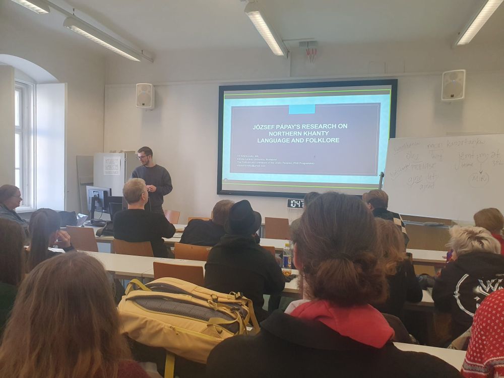 Vít Adamovský (Budapest) giving a talk