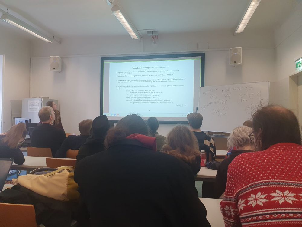 Margarita Wolf (Munich) giving a talk