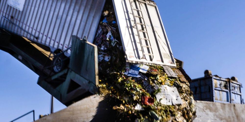 How San Francisco composts 550 tons of waste every day