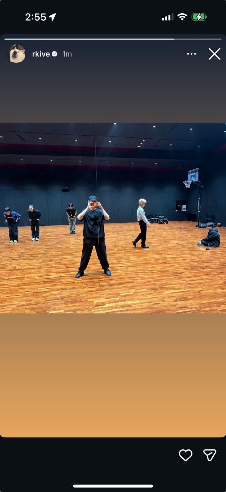 A photo from BTS' RM AT THE DANCE ROOM. YOONGI (WHOSE HAIR IS LONG) IS SECOND FROM THE LEFT. JIMIN AND HOBI ARE ALSO PRESENT ALONGSIDE TWO DANCERS 