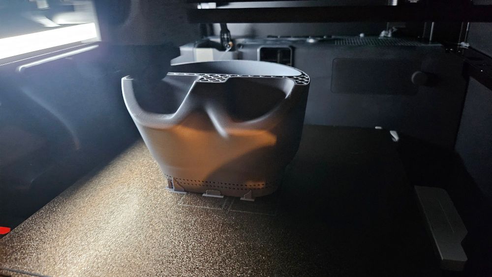 A picture of a ponyplay hoof, mid print