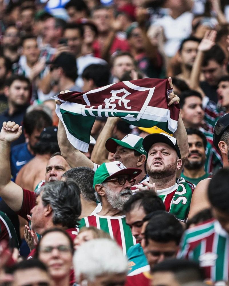 Em suas redes, Fluminense convoca o torcedor ao Maracanã; Veja imagens