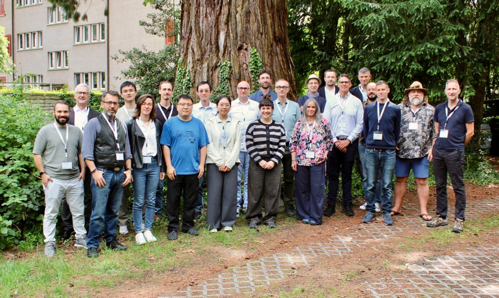 Group picture of the May 2025 ISSI Forum „Network of Oceanic LIDARs for the Validation of Ocean Color Satellite Missions“.