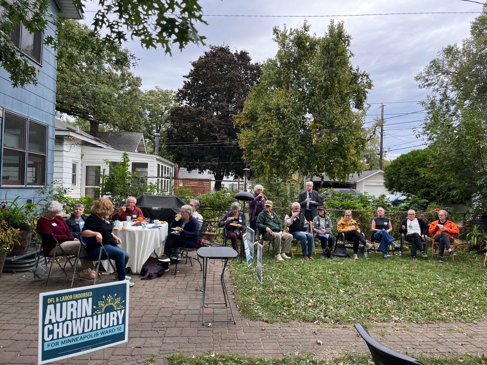 Ward 12 neighbors gather for a brunch fundraiser at the home of Jim Davnie and Cara Letofsky, co-hosted by Susan Lynx and other campaign supporters