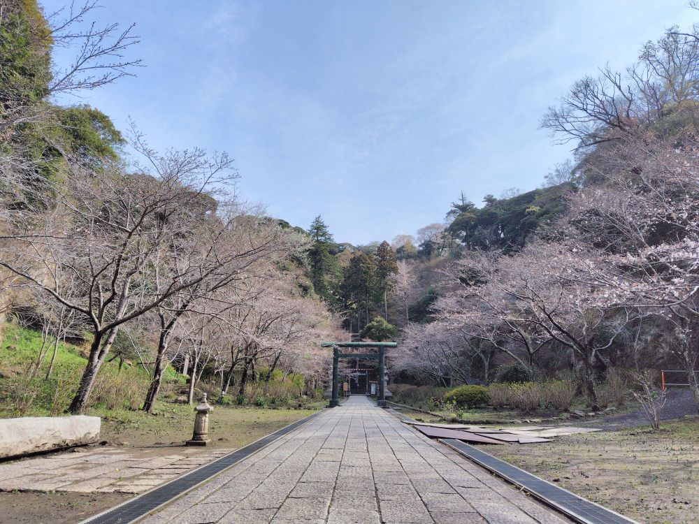 建長寺の半僧坊へと続く道