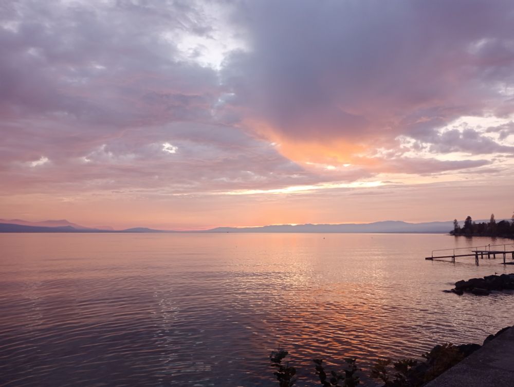 Leman soleil couchant.