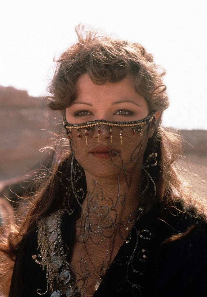 Rachel Weisz as Evelyn "Evie" Carnahan in The Mummy (1999)