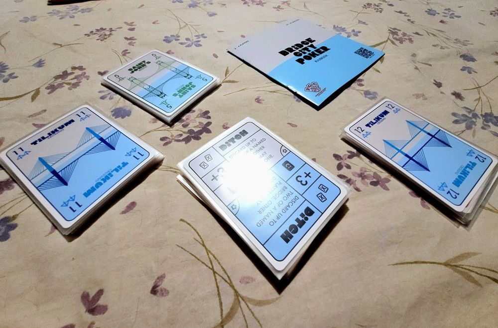 Bridge City Poker suited cards and power cards. 