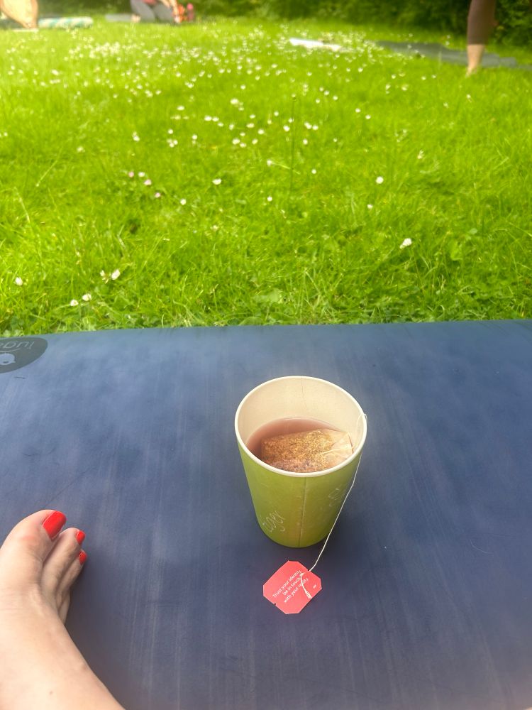 Yoga mat and rose tea 