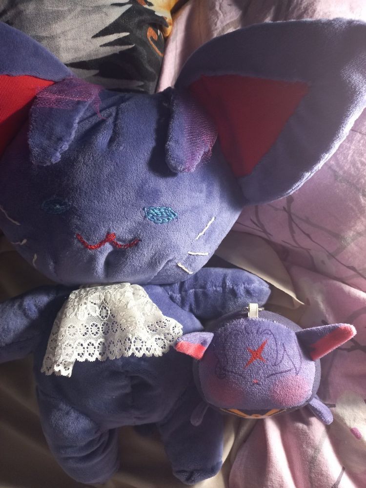The plushie with @ Rayoburu's Nyanzieks tsumtsum for size comparsion of the two brothers.