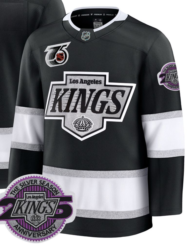 Replica jersey for the Los Angeles Kings pro hockey team (91-92 season.)