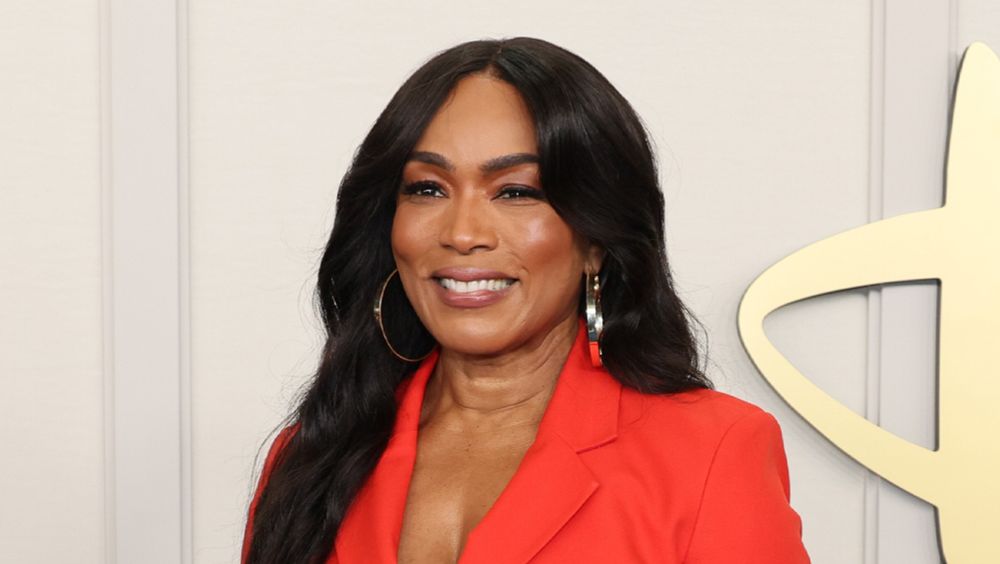 Creative Arts Emmys: Angela Bassett Gets First Win After Nine Nominations