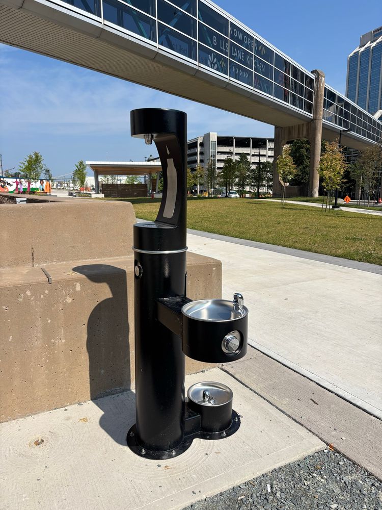 A drinking fountain! Rare in Halifax