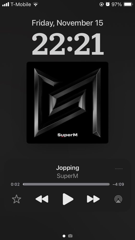iPhone screenshot listening to Jopping by SuperM.