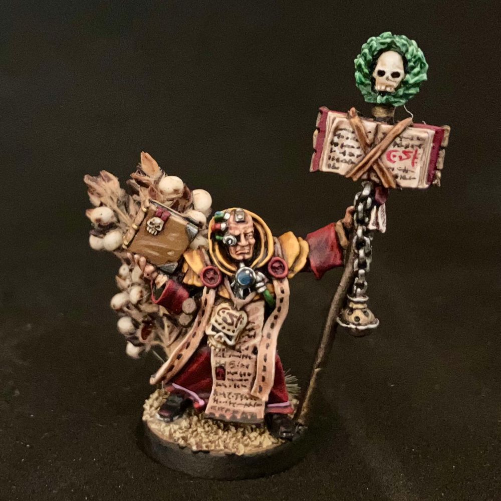 I think this is an Inquisitorial Acolyte, and I think I’ve done a hand swap.