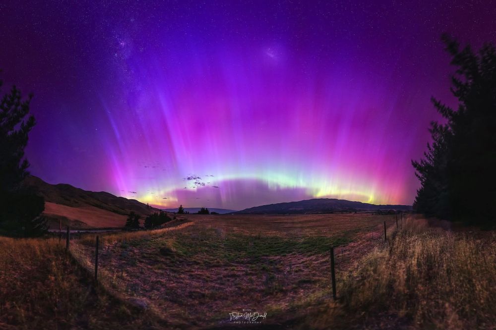 Blue Auroras are a bit rarer than their counterparts! The Red and Green Aurora occur at lower altitudes, usually below 100 kilometres whilst Blue Aurora is produced when electrons collide with nitrogen molecules at around 500 kilometers in the upper atmosphere, causing them to emit blue light.

The Ladies New Season Colours are looking good to me 🔥 loving the 🌎 what do you think? Did many people capture much of the blue?

Nikon D750 (Astro) - Tamron 35mm f/1.4
ISO1000 - f/2 - 4sec - 31 Image Multi Row Pano