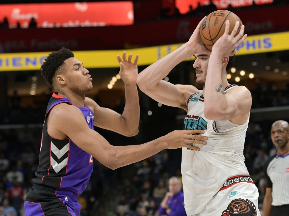 Young Raptors Ja'Kobe Walter, Chomche, Murray-Boyles coming along nicely in Vegas