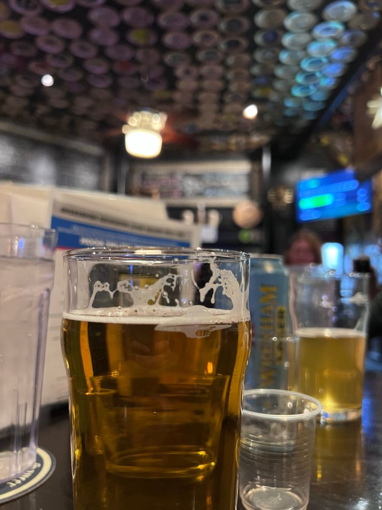 Picture of a couple of beers.