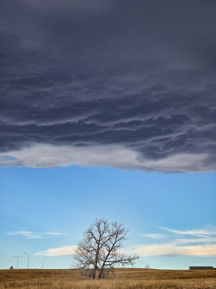 Mountain wave inflow base