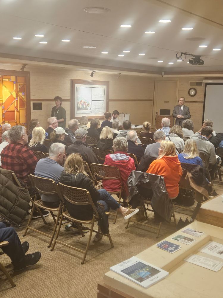 Full house at Lake Geneva Library.