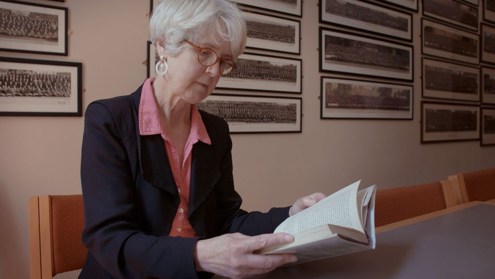 Judy Golding reading