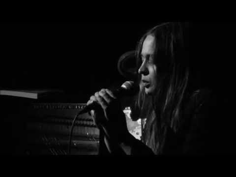 Fiona Apple —  I know (live @Largo)
