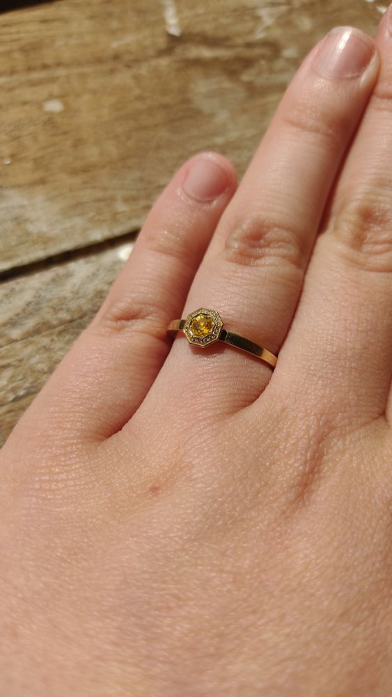 Ma bague jaune !!!!
