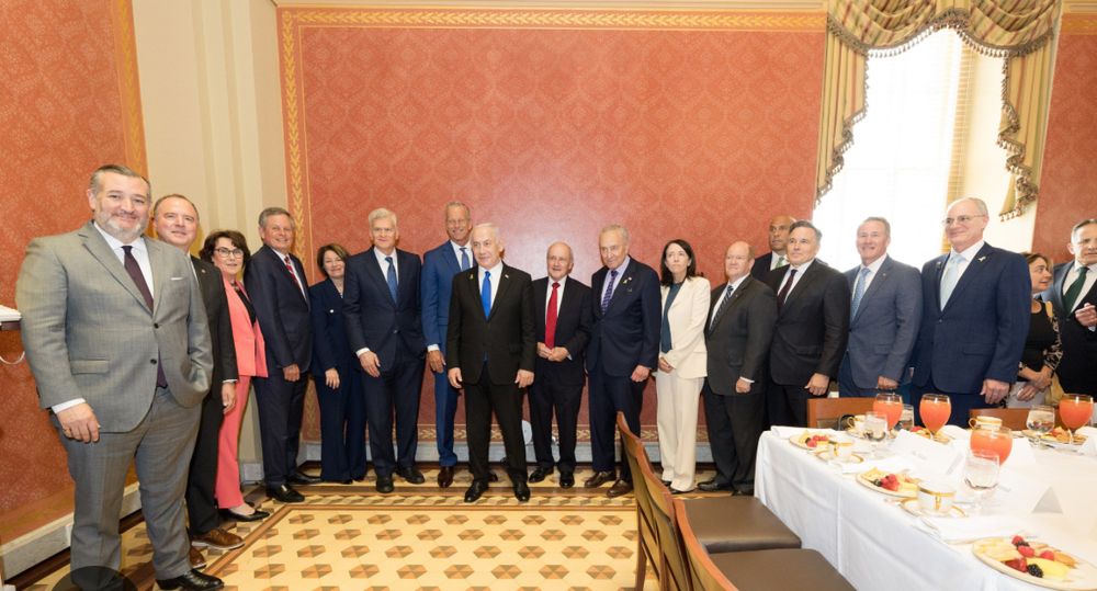 Senator with Netanyahu 