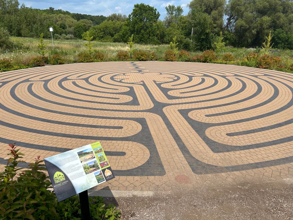 labyrinth path