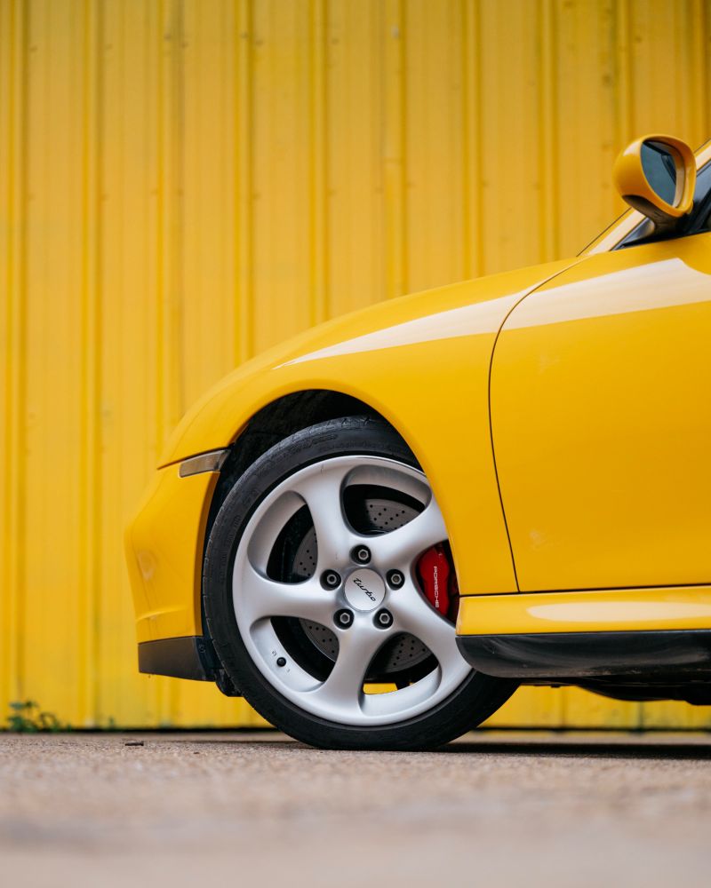 Speed Yellow Porsche 996 Turbo wheel