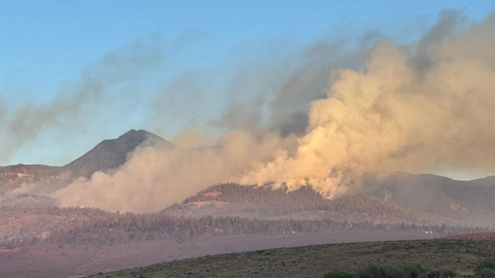 Davis Fire burns 5,600 acres, reaches 31% containment; Wednesday conditions will be tricky