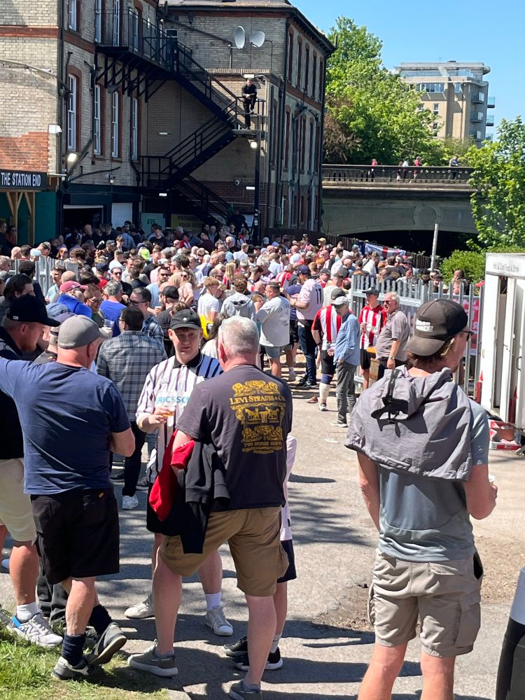 Brentford fans at The Station Hotel. Ipswich 
