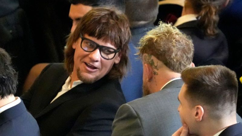 Theo Von asks 'what changed' with Vance on Epstein files