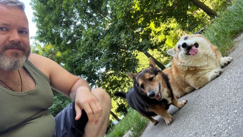 Fatty guy and his best friends 