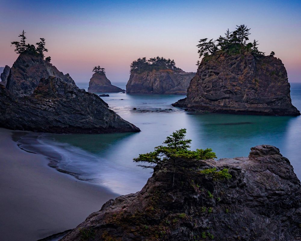 Beautiful dawn colors along the Oregon coast