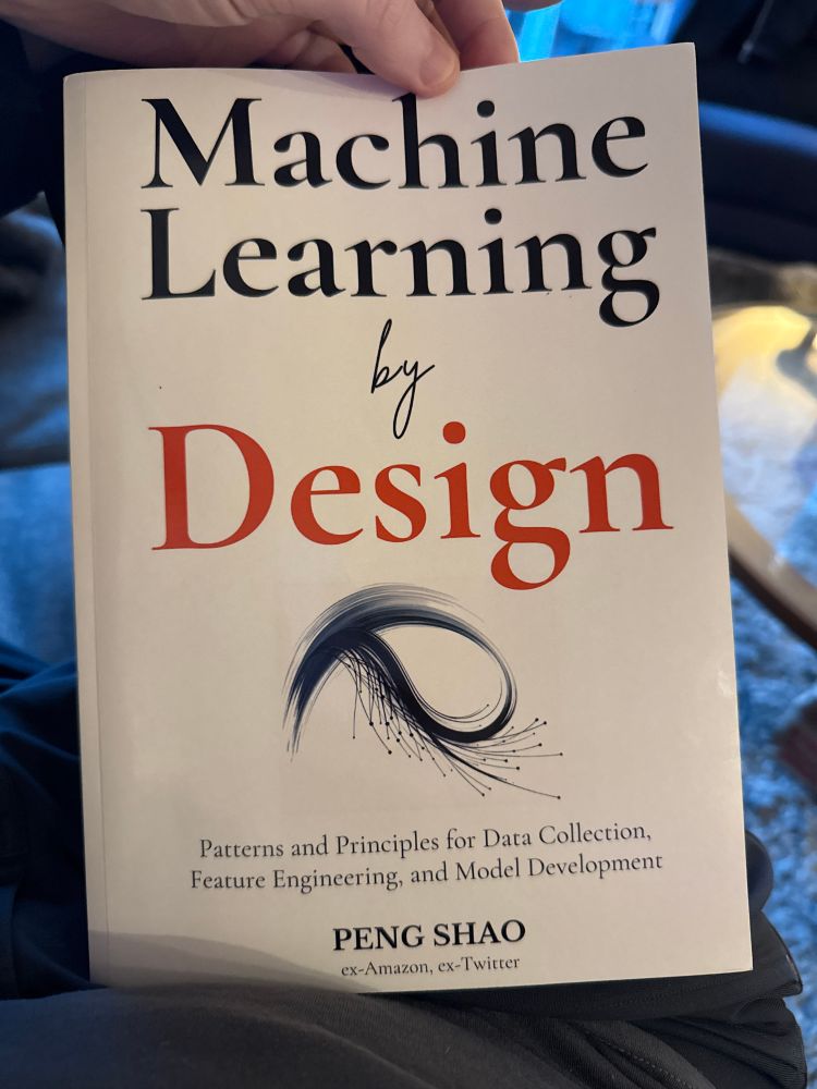 Machine Learning by
Design
Patterns and Principles for Data Collection, Feature Engineering, and Model Development
PENG SHAO ex-Amazon, ex-Twitter