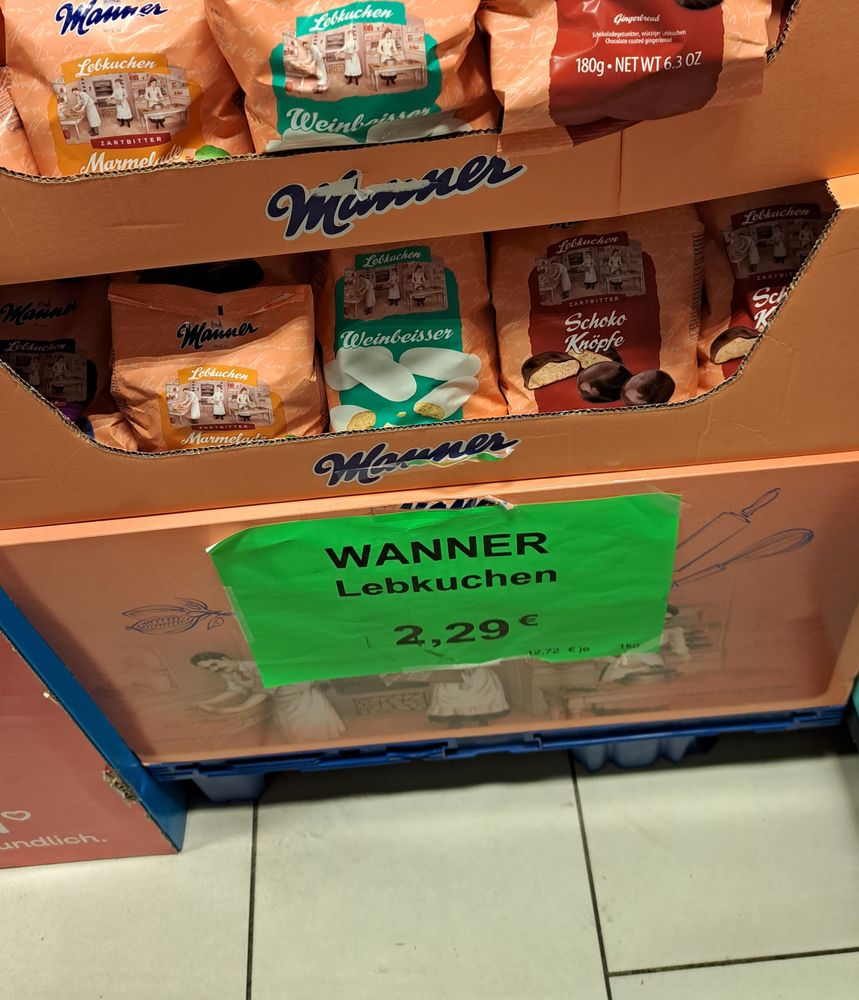 Grünes Schild "WANNER Lebkuchen 2,29 €"