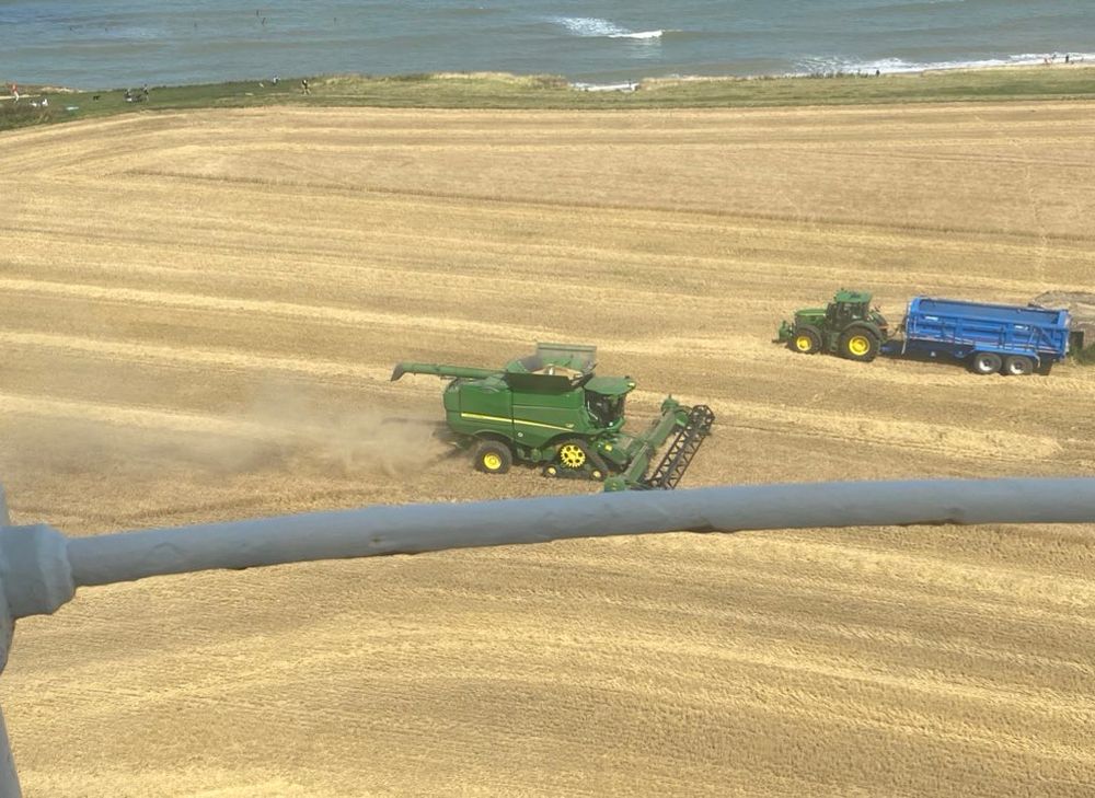 Combine harvester