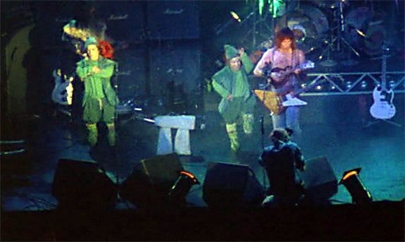 Spinal Tap Stonehenge scene 