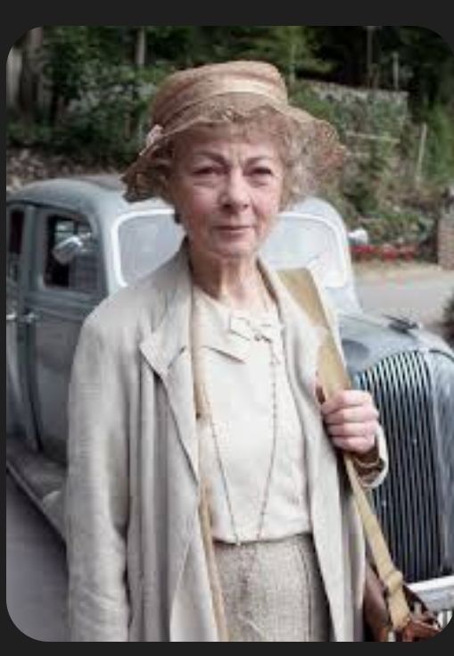 Geraldine McEwan as Miss Marple