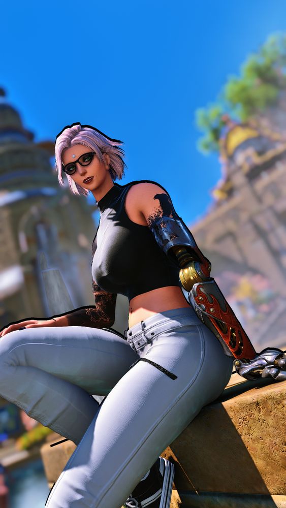 Maia Wiol, a Garlean player character wearing white jeans and black sleeveless top in goblet