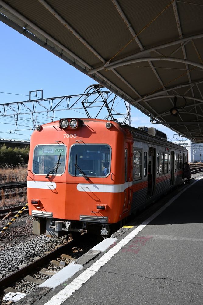 岳南鉄道のオレンジ色の電車